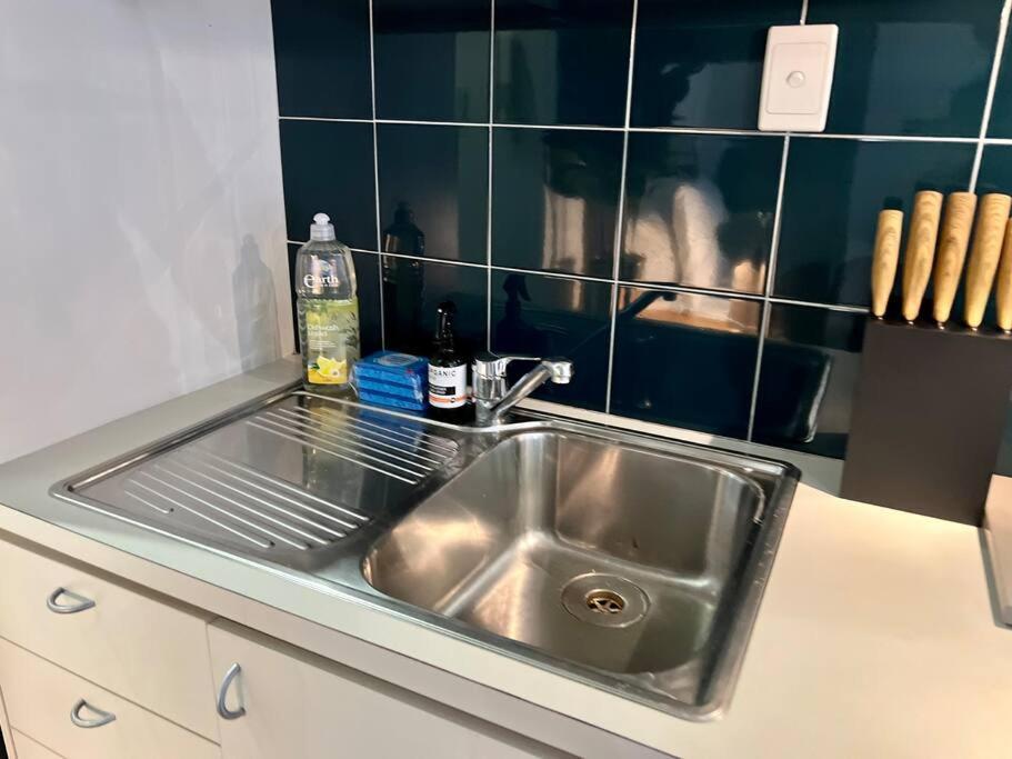 Self Contained Haven In New Farm Apartment Бризбейн Екстериор снимка